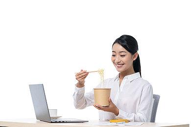 《怪物猎人：旅人》冒险家玛德琳和蕊儿介绍